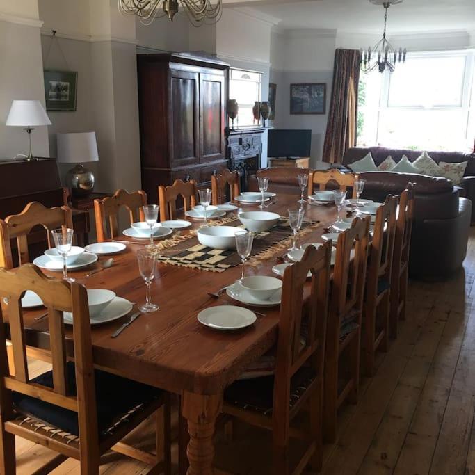 Holiday home Large Character Home, Hot Tub, 5 Min Walk